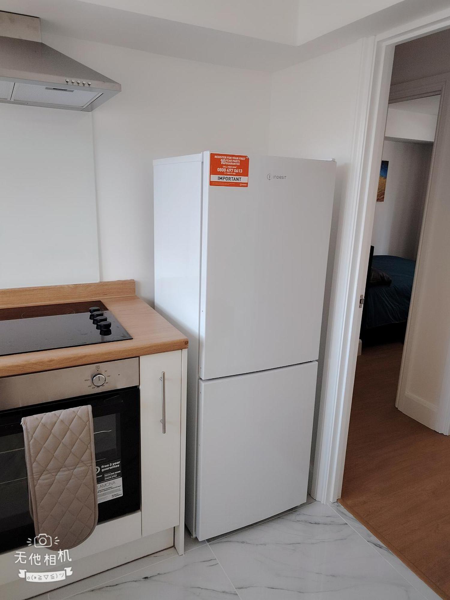 Newly Refurbished Flat By Euston * Londra
