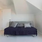 Newly Refurbished Flat By Euston